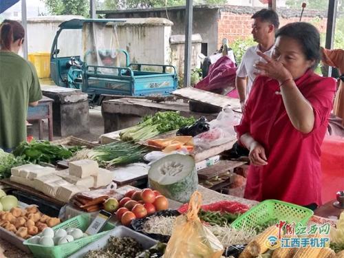 武宁县新宁镇 筑牢农产品质量安全防线，守护人民‘舌尖上的安全’